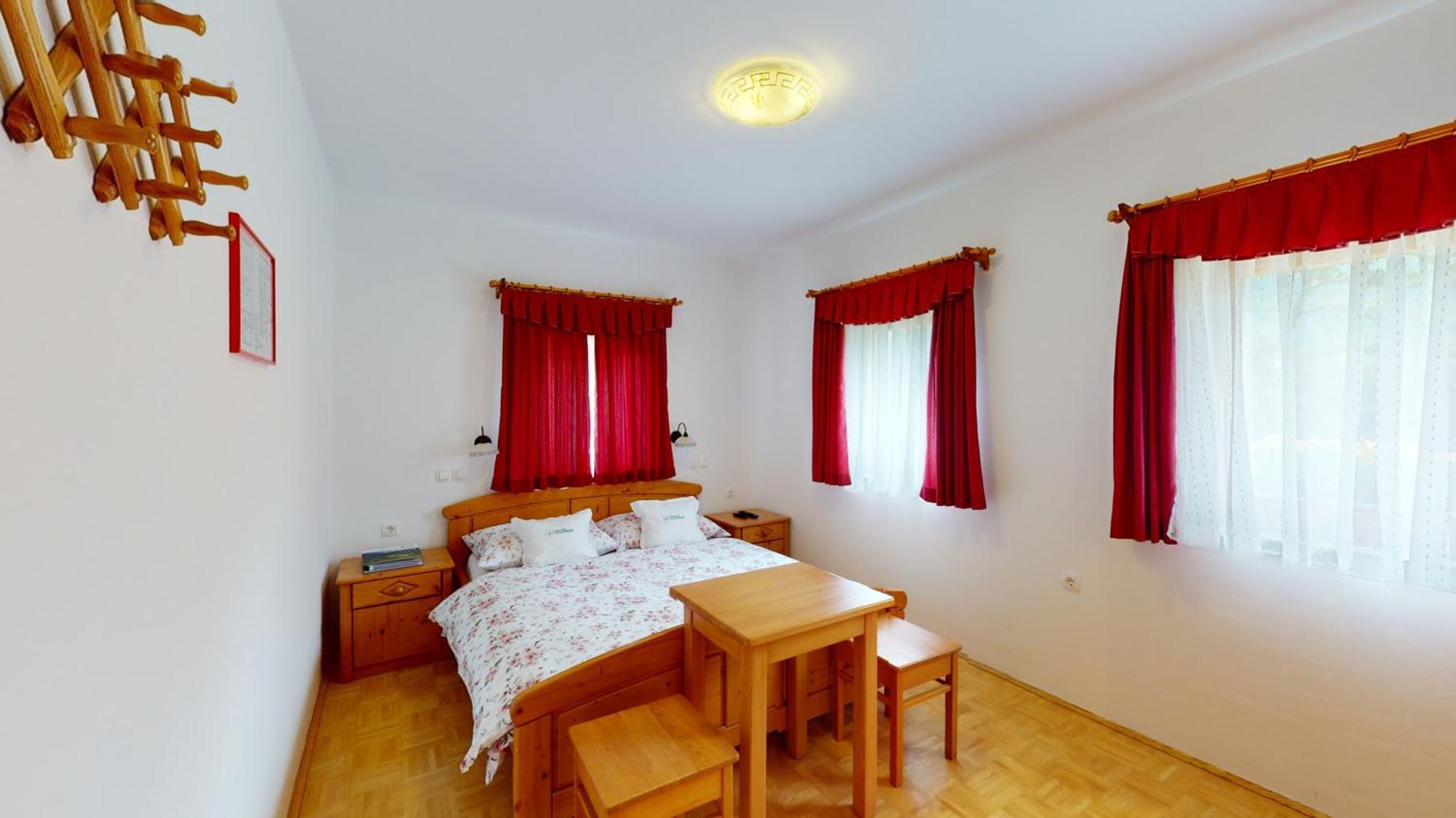 Tourist Farm Gradisnik Apartment Solcava Exterior photo